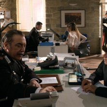 Complimenti per la connessione: Nino Frassica in una foto della serie RAI