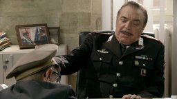 Complimenti per la connessione - Clip 'La Lettera'