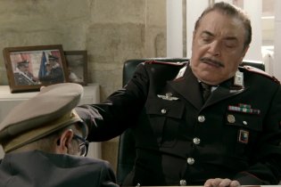 Complimenti per la connessione - Clip 'La Lettera'