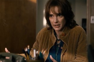 Stranger Things: una scena con Winona Ryder