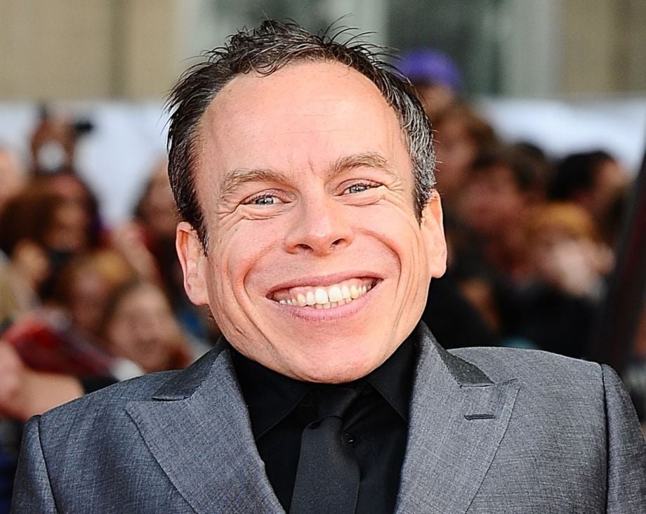 Primo piano di Warwick Davis