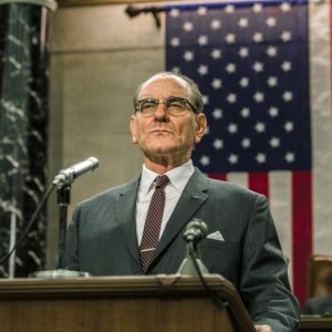 All the Way: una scena con Bryan Cranston