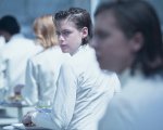 Equals: Kristen Stewart e Nicholas Hoult nel trailer italiano