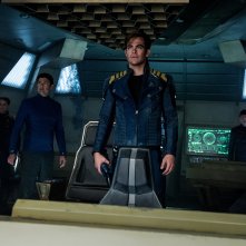 Star Trek Beyond: i protagonisti del film in una foto del lungometraggio