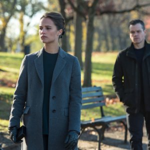 Jason Bourne: Alicia Vikander e Matt Damon in una scena del film