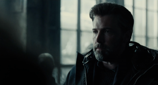 Justice League: Ben Affleck dalle prime immagini diffuse al Comic-Con 2016