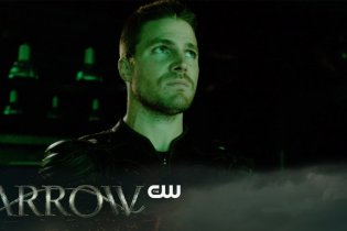 Arrow - Season 5 Comic-Con: First Look