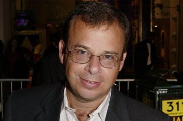 Un'immagine che ritrae Rick Moranis