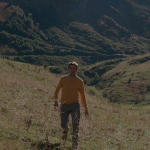 Four Days in France: Pascal Cervo in una scena del film