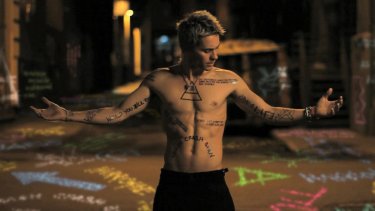 Jared Leto nel video dei 30 Seconds to Mars Hurricane