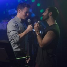 Looking: The Movie - Jonathan Groff e Frankie J. Alvarez in una foto del film
