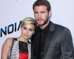 Miley Cyrus e Liam Hemsworth: karaoke sulle note di Justin Bieber