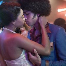 The Get Down: un momento romantico della serie di Luhrmann