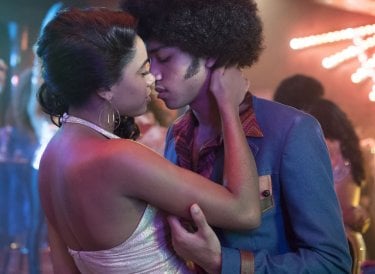 The Get Down: un momento romantico della serie di Luhrmann