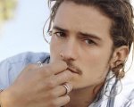 Orlando Bloom, il nudo integrale in Sardegna 'accende' i social