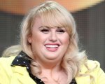 Rebel Wilson protagonista del remake di Due figli di...