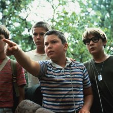 Stand By Me: i quattro giovani protagonisti Will Wheaton, River Phoenix,  Jerry O'Connell e Corey Feldman  