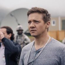 Arrival: Jeremy Renner in un'immagine del film diretto da Villeneuve
