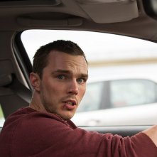 Autobahn - Fuori controllo: Nicholas Hoult in un'immagine tratta dal film