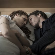 Caffè: Miriam Dalmazio e Dario Aita in un momento del film