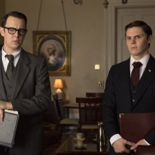 Elvis & Nixon: Colin Hanks ed Evan Peters in una scena del film