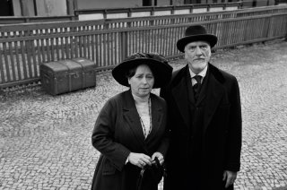 Frantz: Marie Gruber ed Ernst Stötzner in una scena del film