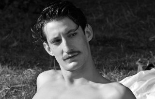 Frantz: un primo piano di Pierre Niney