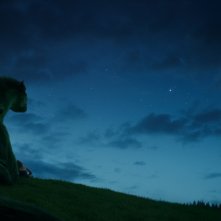 Il drago invisibile: Elliott in una suggestiva scena del film