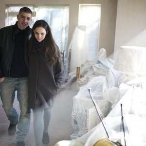 La ragazza del mondo: Sara Serraiocco e Michele Riondino in una scena del film