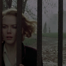 The Others: Nicole Kidman in una suggestiva immagine del film