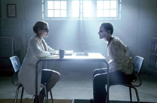 images/2016/08/10/spotlight-s-on-joker-in-suicide-squad-promos-but-harley-quinn-s-the-one-to-watch-dr-harl-837953.jpg