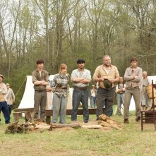 In Dubious Battle: James Franco, Analeigh Tipton, Vincent D'Onofrio e Nat Wolff in una scena del film