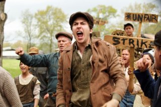 In Dubious Battle: Nat Wolff in una scena del film