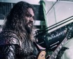 Justice League: una nuova foto di Jason Momoa sul set del film