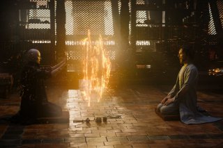 Doctor Strange: Tilda Swinton e Benedict Cumberbatch in una foto del film