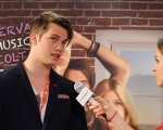 Nicholas Galitzine è la star di New York Academy: 'La musica può salvarti'