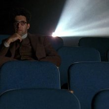 Barton Fink - John Turturro in una scena