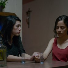 The Untamed: Simone Bucio e Ruth Ramos in una scena del film