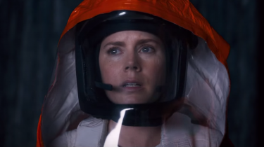 Arrival: un primo piano di Amy Adams