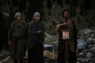 Monte: Claudia Potenza e Andrea Sartoretti in una scena del film