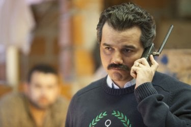 Narcos: l'attore Wagner Moura in una foto della stagione 2