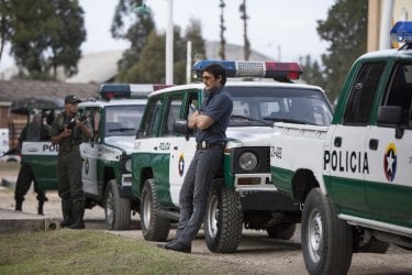 Narcos: l'attore Pedro Pascal in una foto della stagione 2