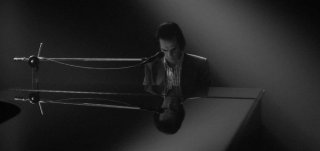 Cave & The Bad Seeds - One More Time With Feeling: Nick Cave in un'immagine del documentario