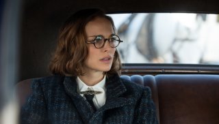 Planetarium: Natalie Portman in una scena del film