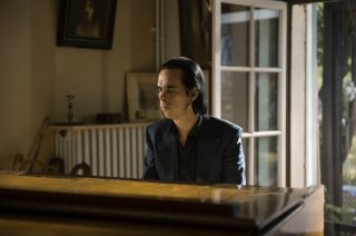 The Beautiful Days of Aranjuez: Nick Cave in una scena del film