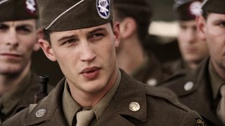 Band of Brothers: Tom Hardy in un'immagine della serie