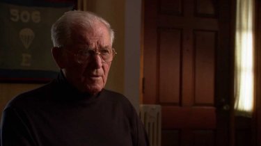 Band of Brothers:  il 'vero' Richard Winters in una delle interviste della serie