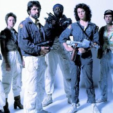 Alien: un'immagine promozionale con il cast principale del film