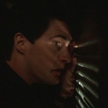 Velluto blu: Kyle MacLachlan si nasconde nell'armadio