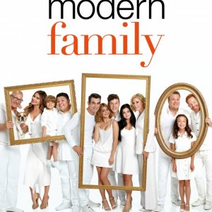 Modern Family: un poster per la ottava stagione della serie